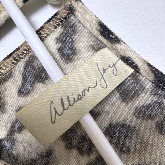 Allison Joy Leopard Print Dress XS With Ruffled Sleeves & Keyhole Back - Picture 2 of 5